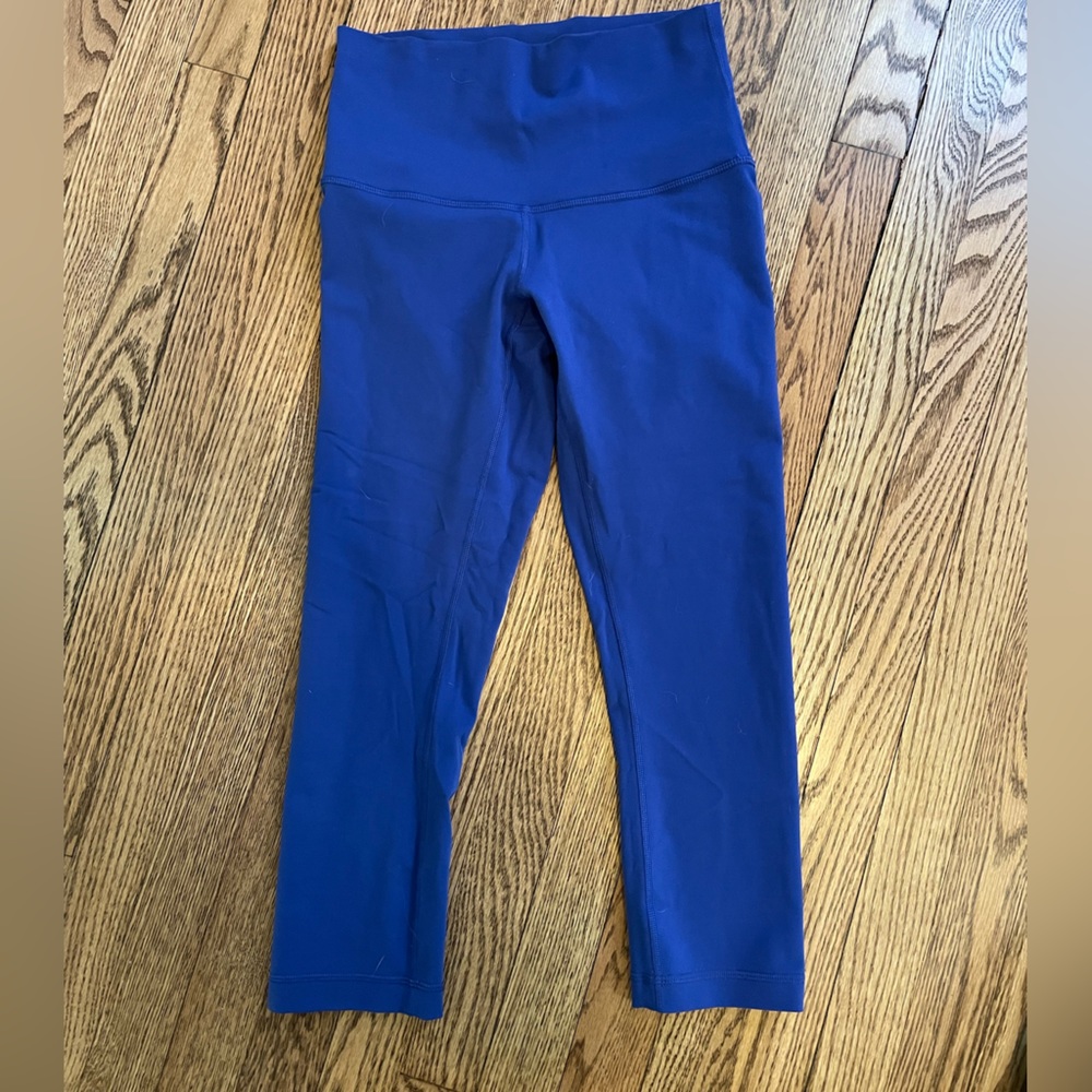 Lululemon Wunder Under Crop - High Rise - Size 6 - Blue